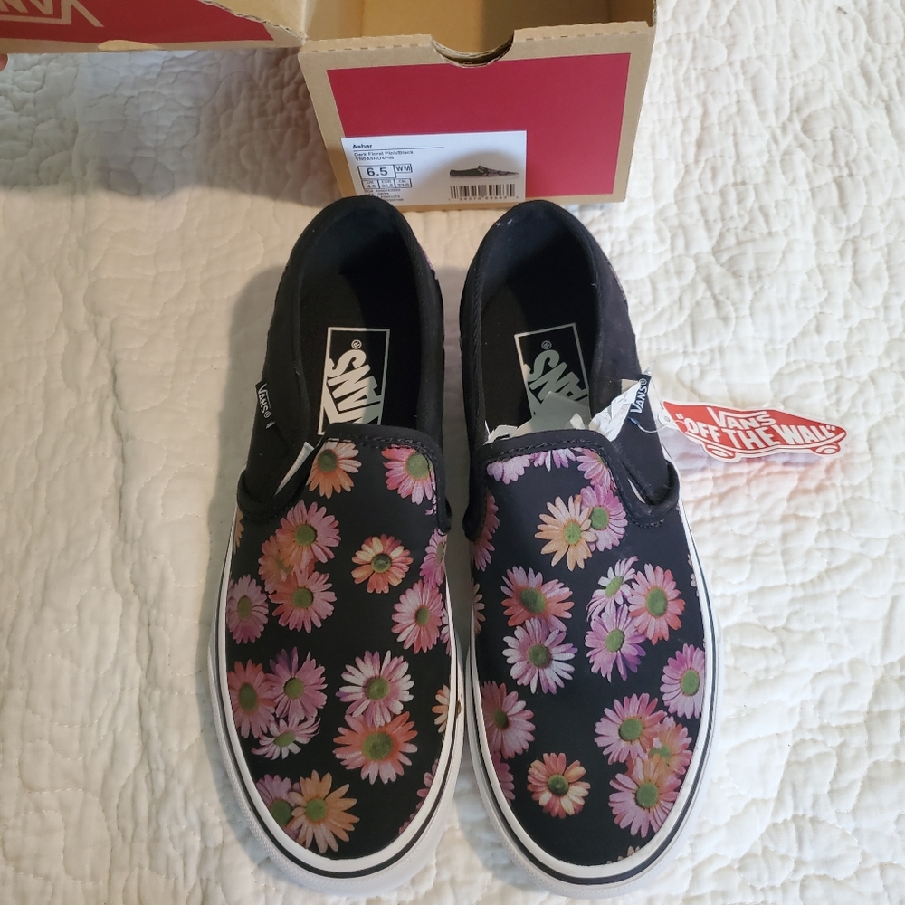 Vans Women's Slip-On Sneakers - Black with Pink Floral